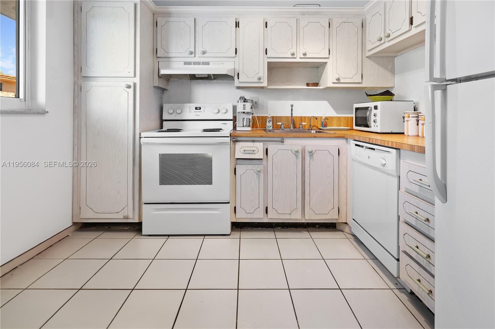 5935 Del Lago Circle 209 — photo 10