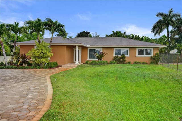 11201 NW 4th Court, sold in Fla Fruit Lands Co, Plantation, FL