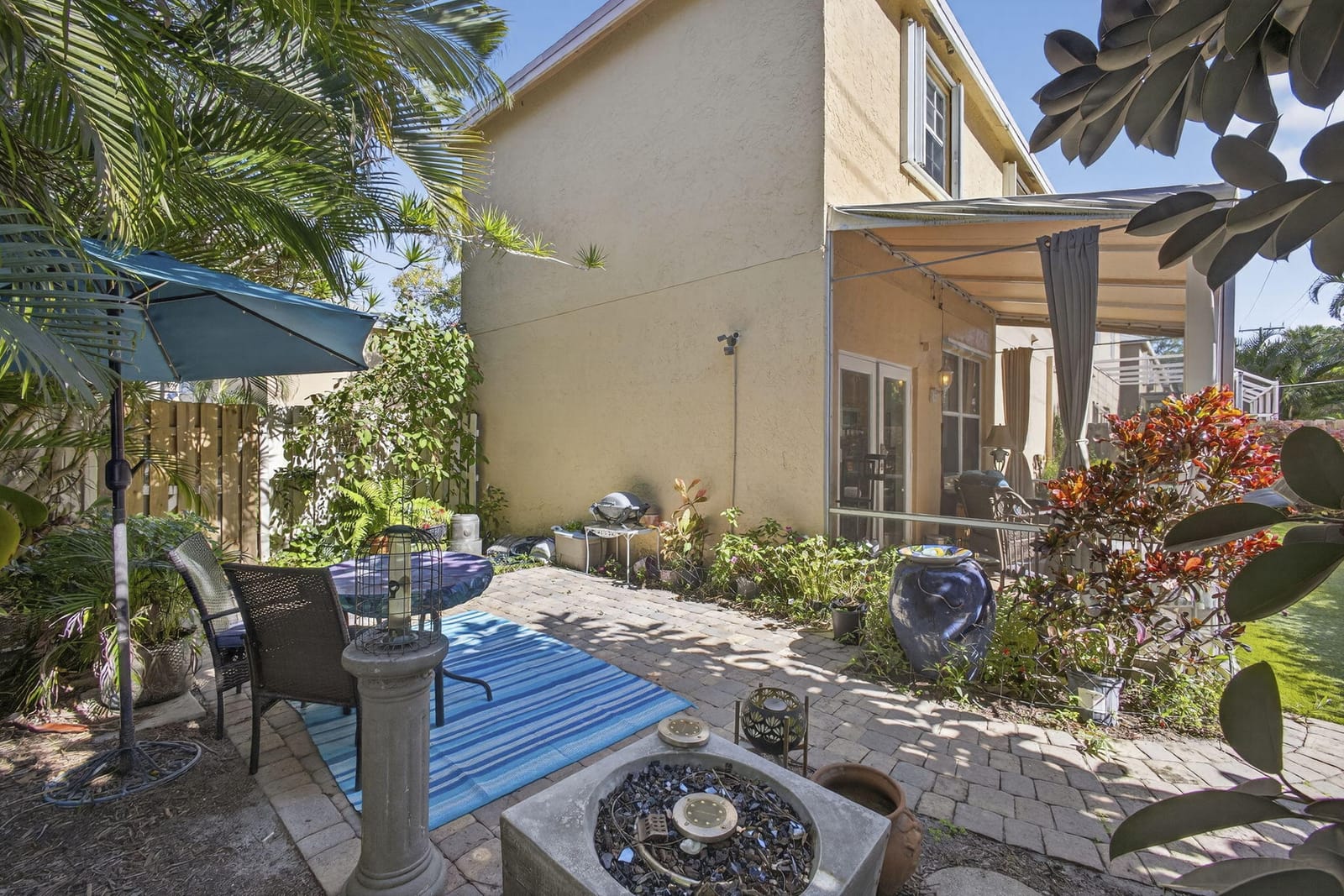 310 Laurel Oaks Way — photo 3