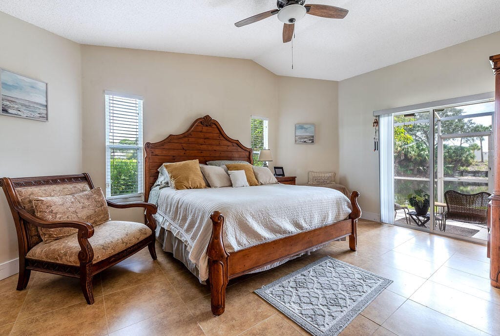 1035 Island Manor Drive, Greenacres, FL 33413 photo 12