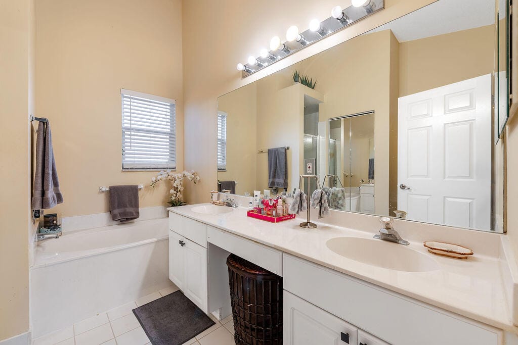 1035 Island Manor Drive, Greenacres, FL 33413 photo 13