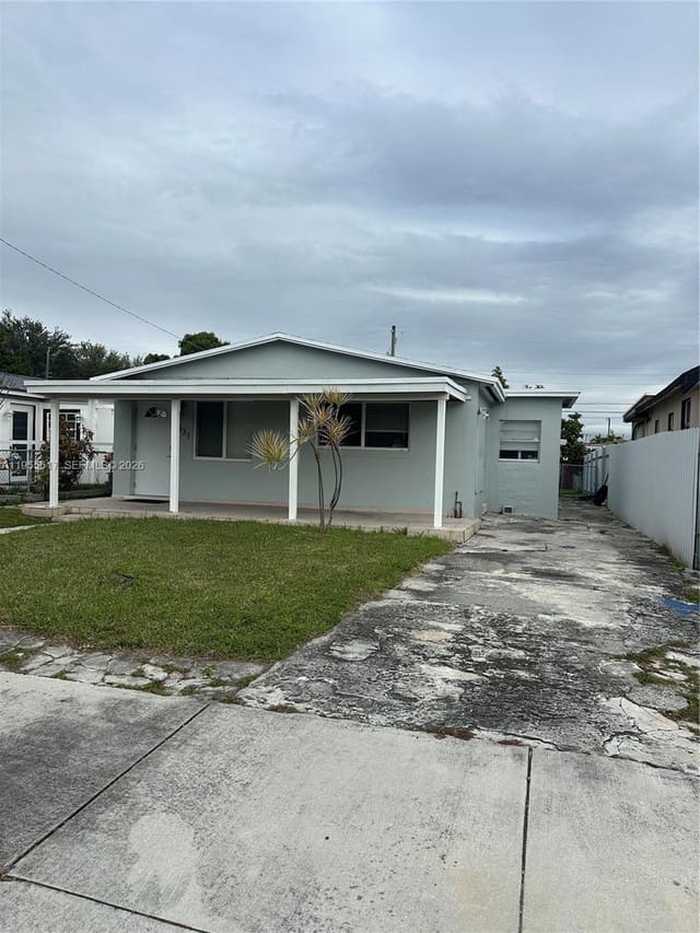 331 W 17th Street, Hialeah, FL 33010