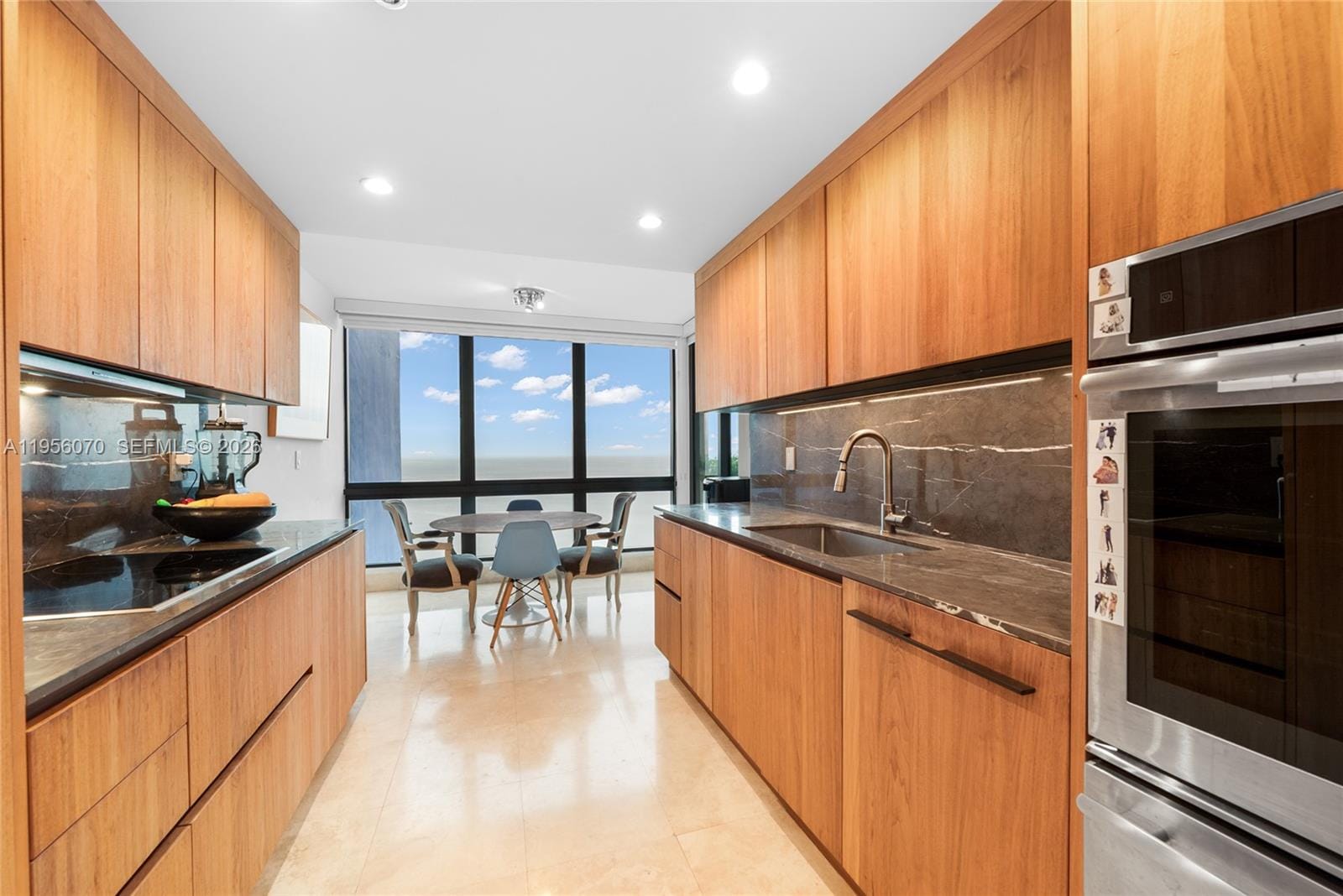 1581 Brickell Avenue 2302, Miami, FL 33129 photo 14