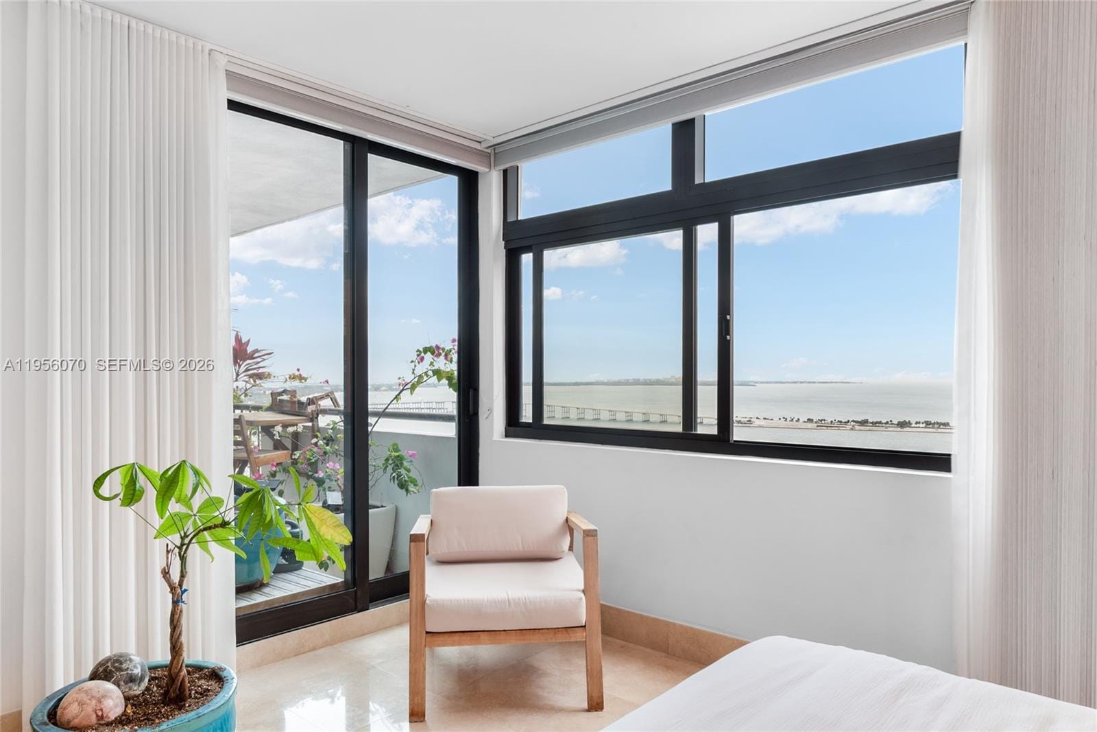 1581 Brickell Avenue 2302, Miami, FL 33129 photo 16