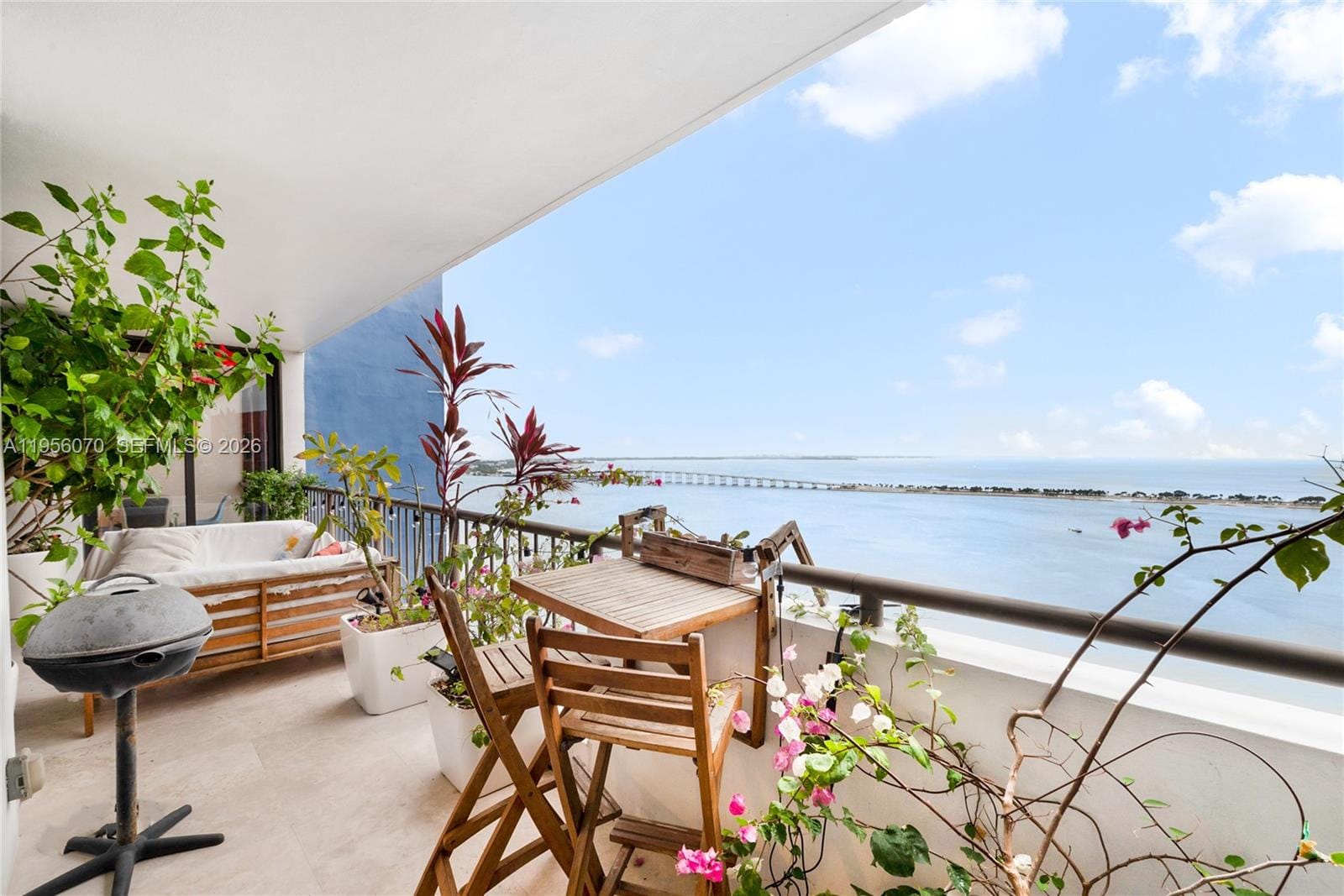 1581 Brickell Avenue 2302, Miami, FL 33129 photo 5