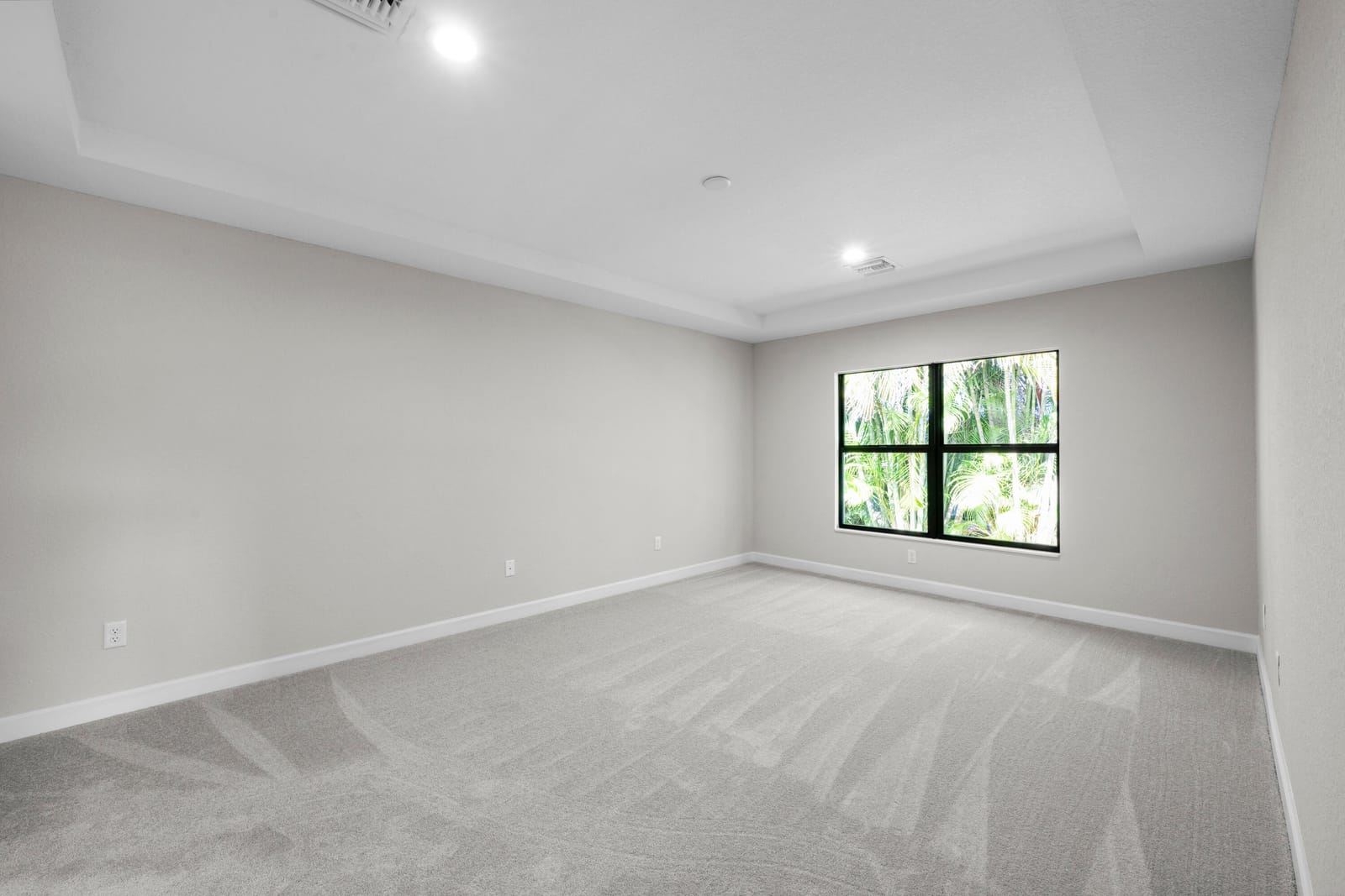 122 Mediterranean Blvd North — photo 9