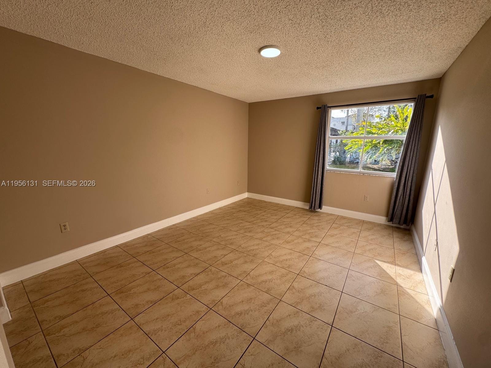 4654 NW 97th Court 95, Doral, FL 33178 photo 10