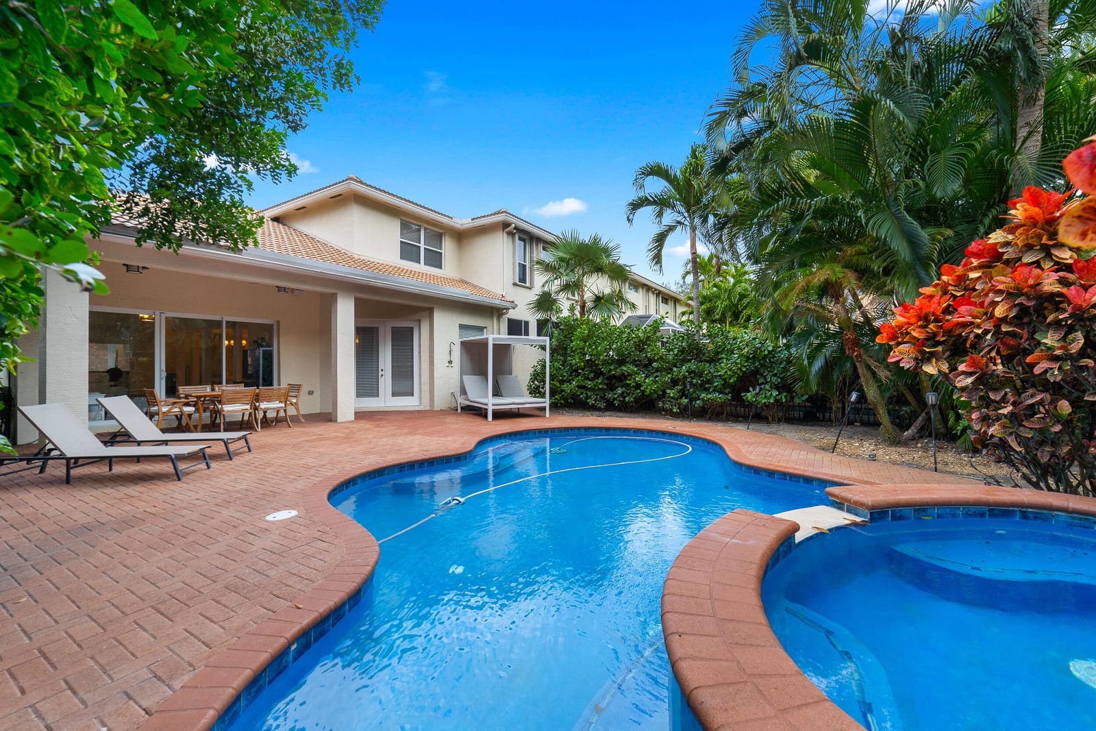 3 bedroom home for sale at 730 Cable Beach, North Palm Beach, FL 33410 — $895,000