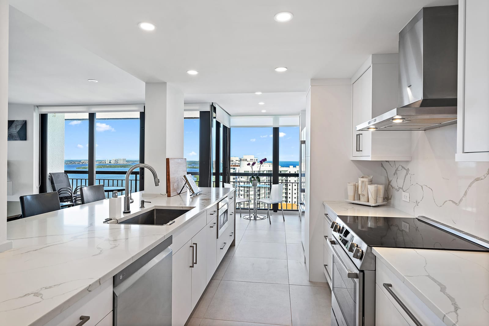 4000 N Ocean Drive 2503 — photo 8