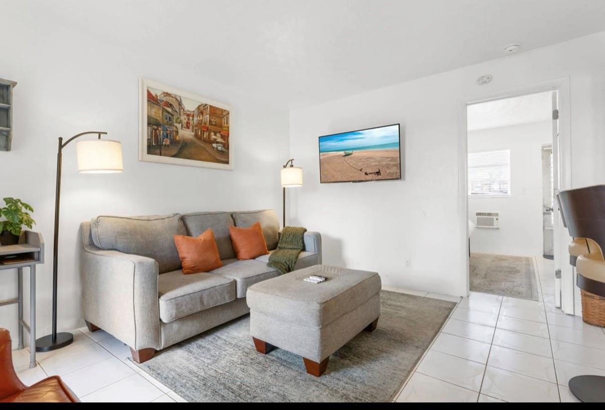 820 NE 16th Avenue 3, Fort Lauderdale, FL 33304 photo 3