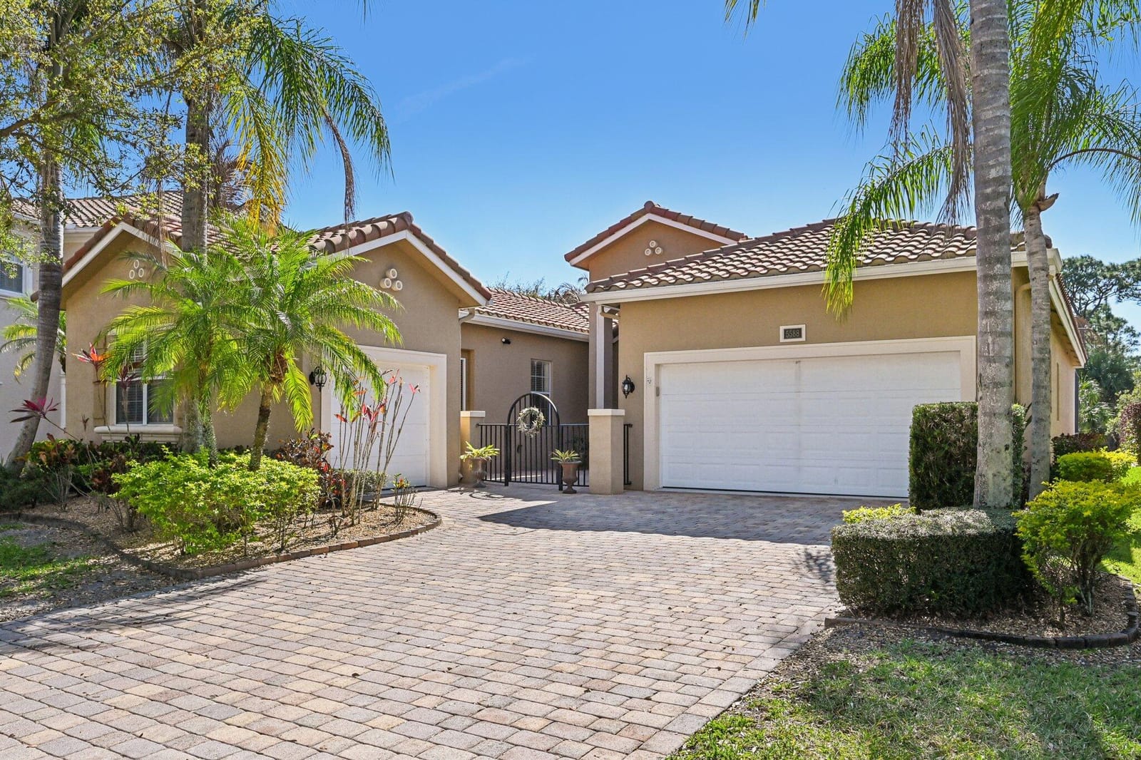 5588 SW Bellflower Court, Palm City, FL 34990