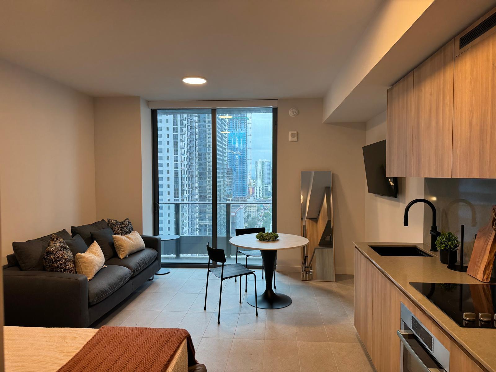 121 NE 5th Street 2309, Miami, FL 33132, Miami
