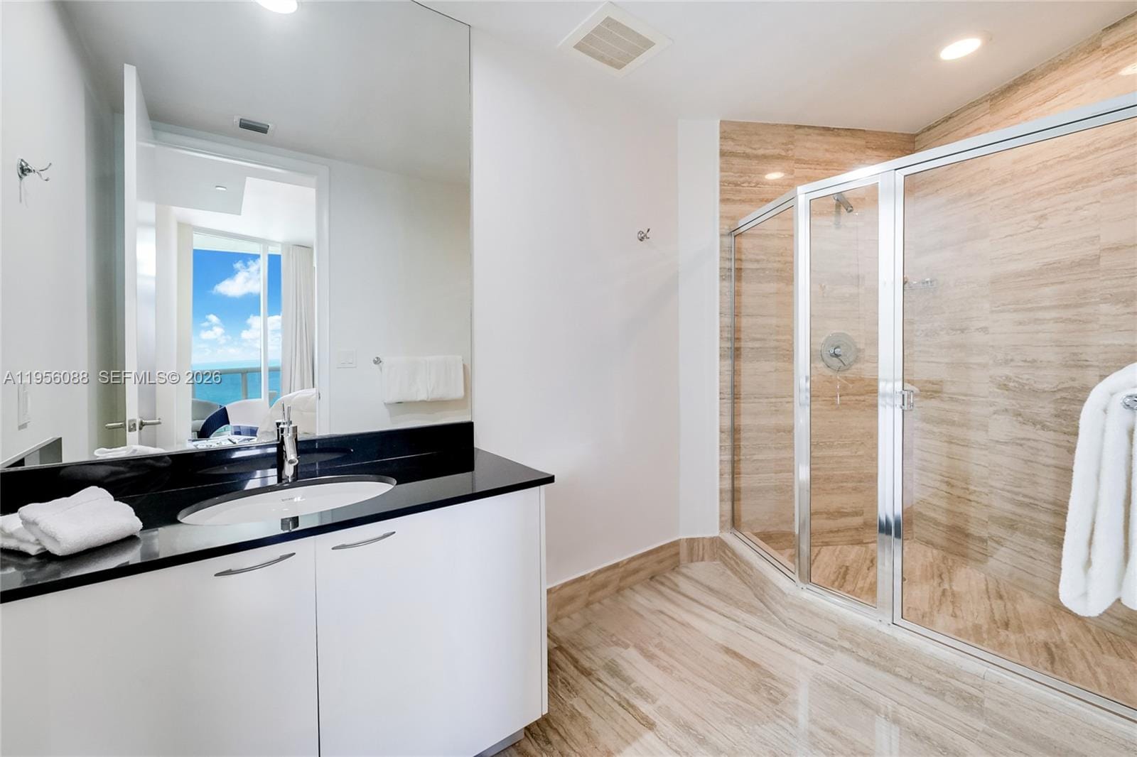 16001 Collins Avenue 2103, Sunny Isles Beach, FL 33160 photo 18