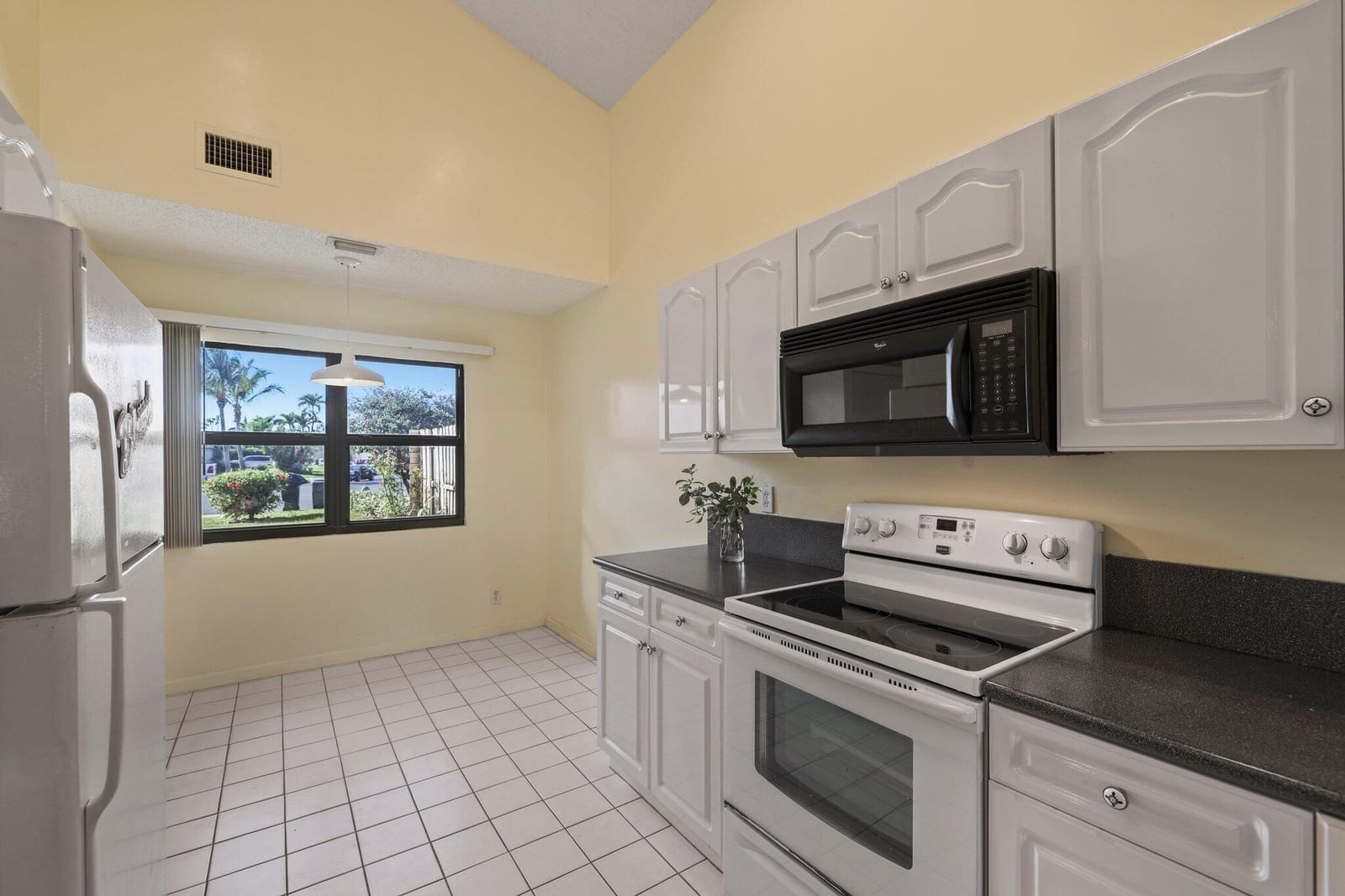 1235 NW 19th Terrace — photo 9