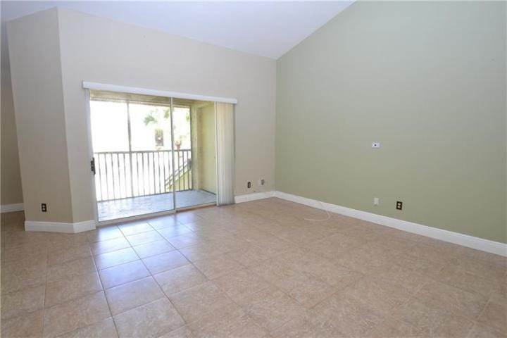 910 Coral Club Drive — photo 5