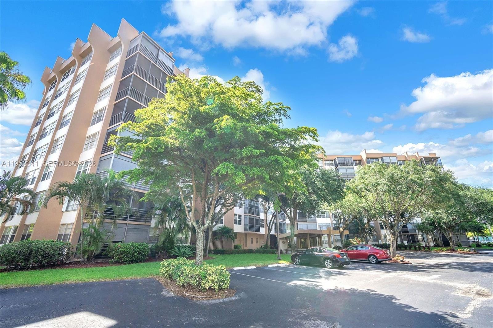 1300 Saint Charles Place PH15, Pembroke Pines, FL 33026 photo 14