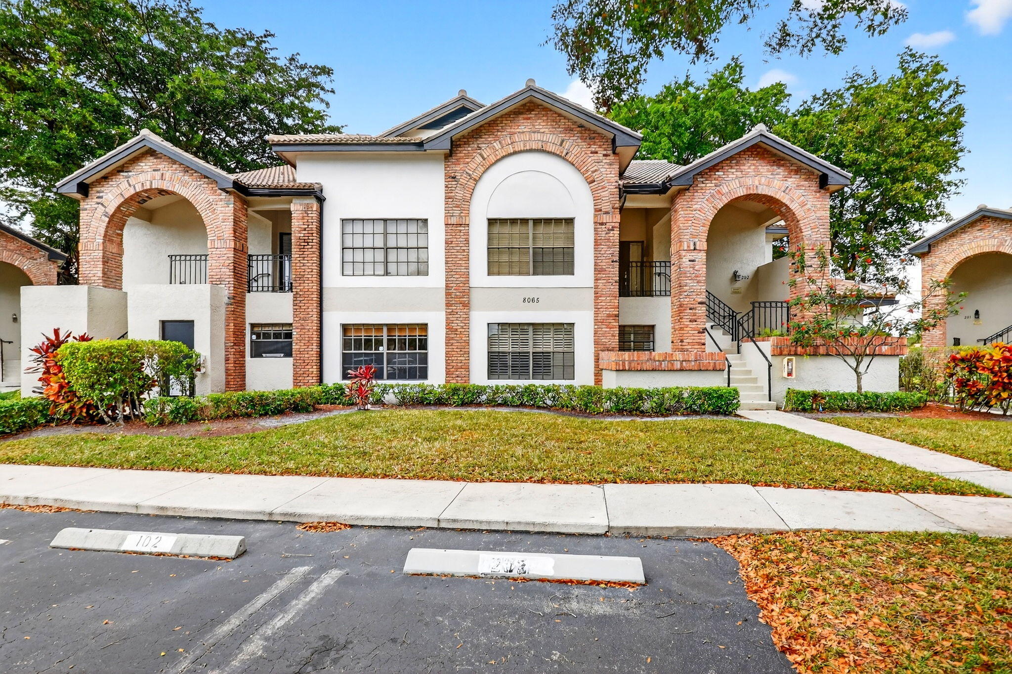 8065 Aberdeen Drive 101 — photo 2
