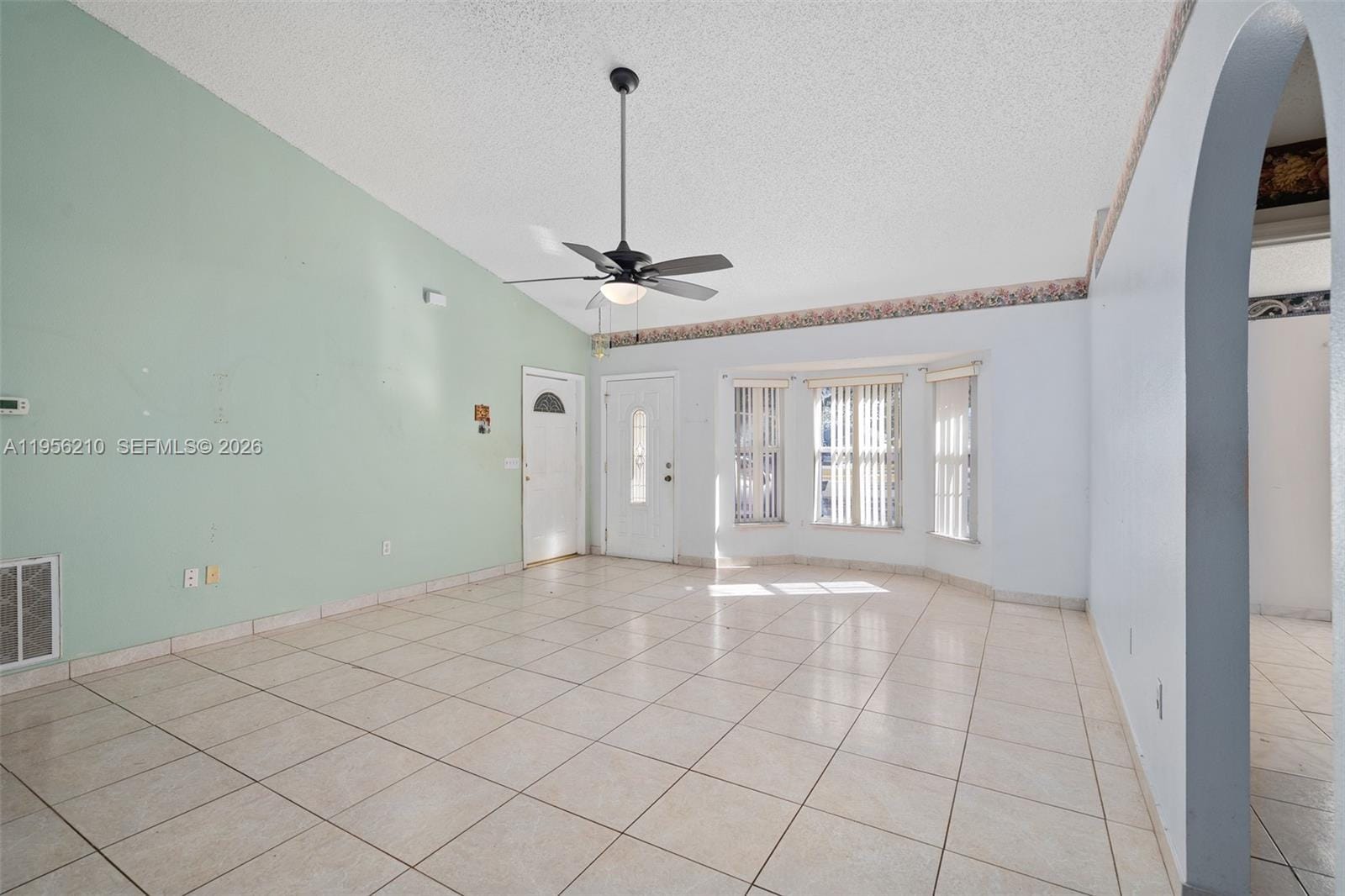 327 Ridge Court — photo 4