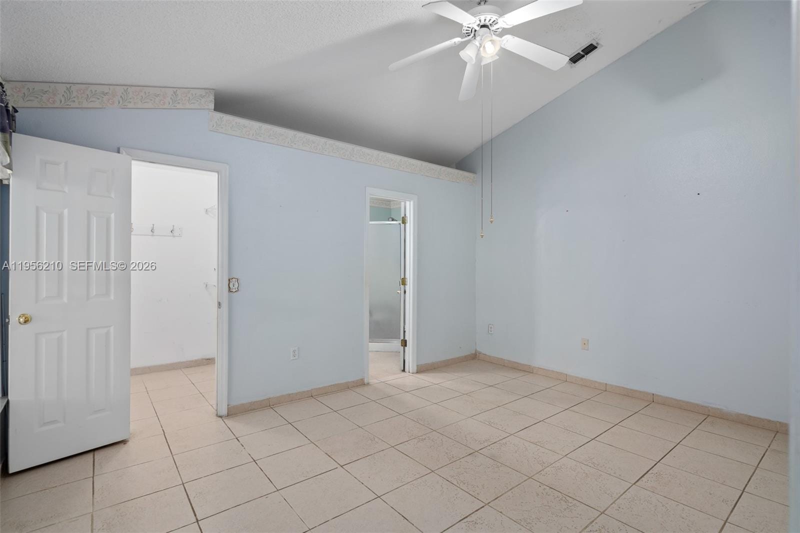 327 Ridge Court — photo 9