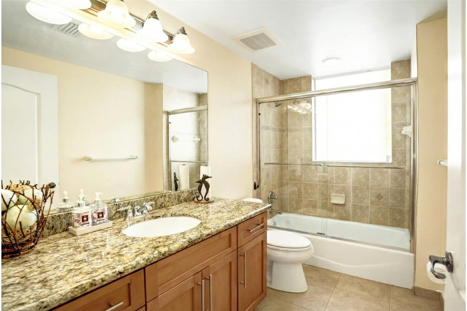 1395 S Ocean Boulevard 402, Pompano Beach, FL 33062 photo 17