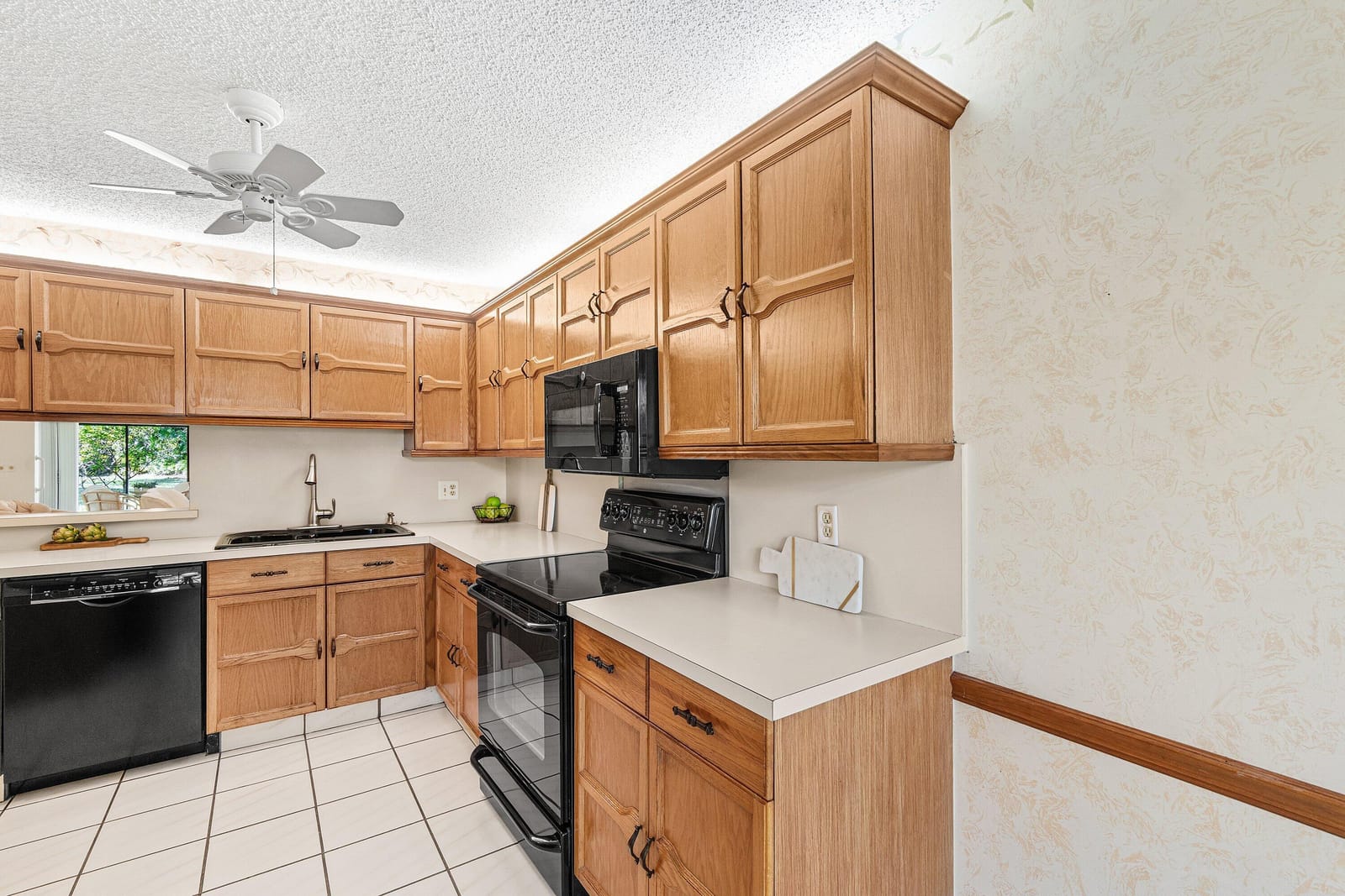10057 Shadywood Place, Boynton Beach, FL 33437 photo 13