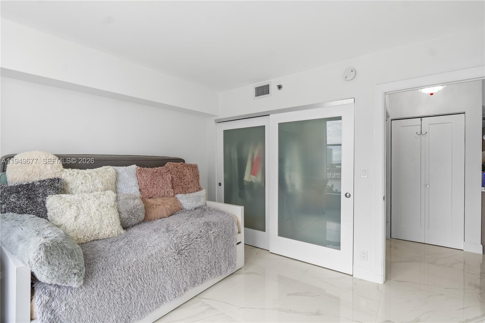 3600 Mystic Pointe Drive 1017, Aventura, FL 33180 photo 14