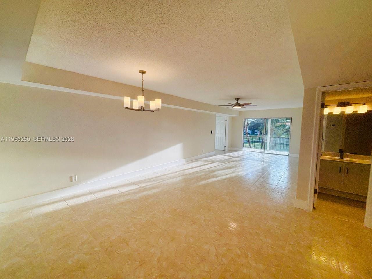 411 S Hollybrook Drive 305 — photo 7
