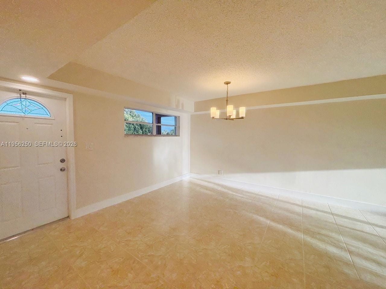 411 S Hollybrook Drive 305 — photo 8