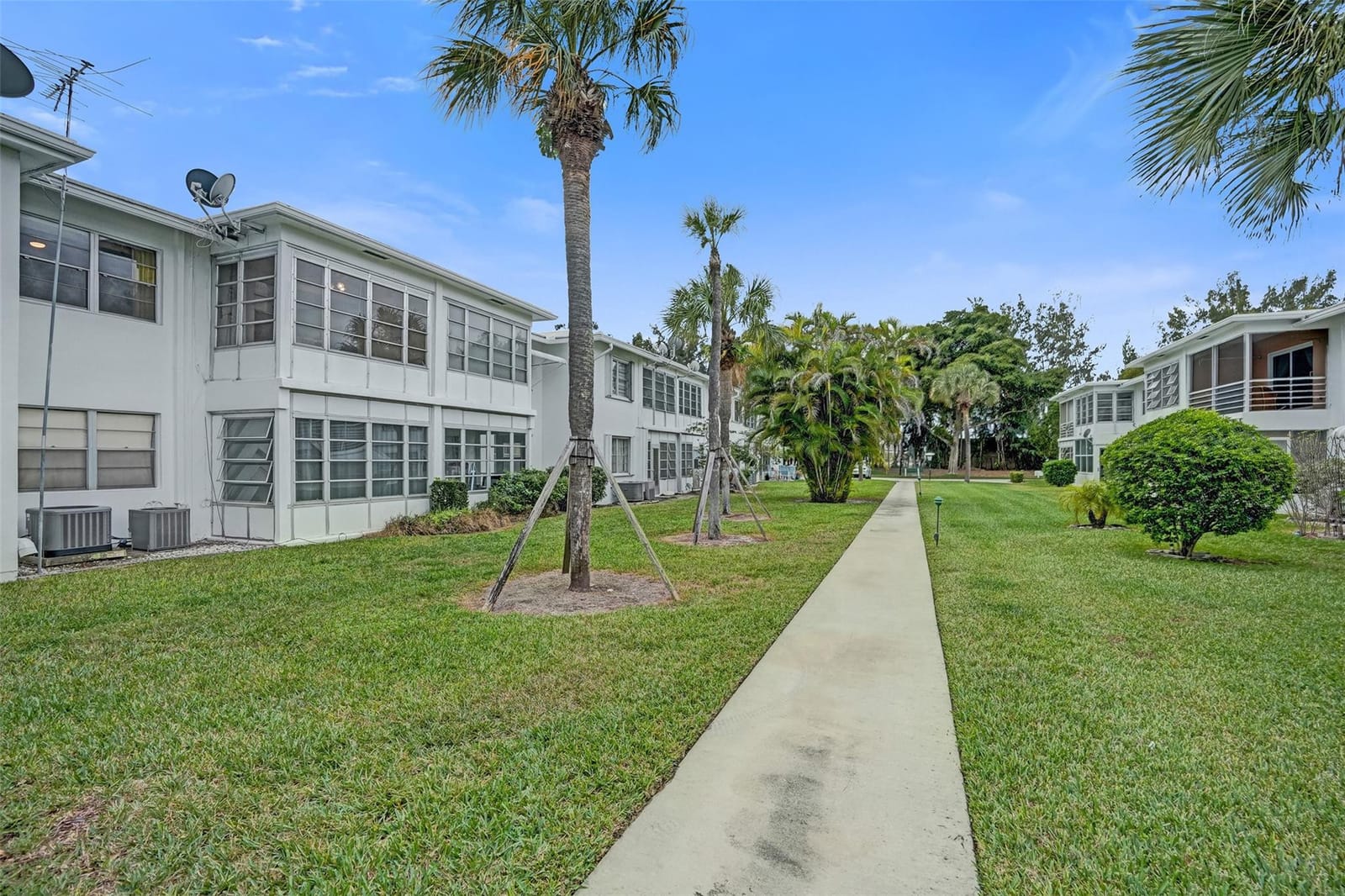 2475 W Golf Boulevard 244, Pompano Beach, FL 33064 photo 25