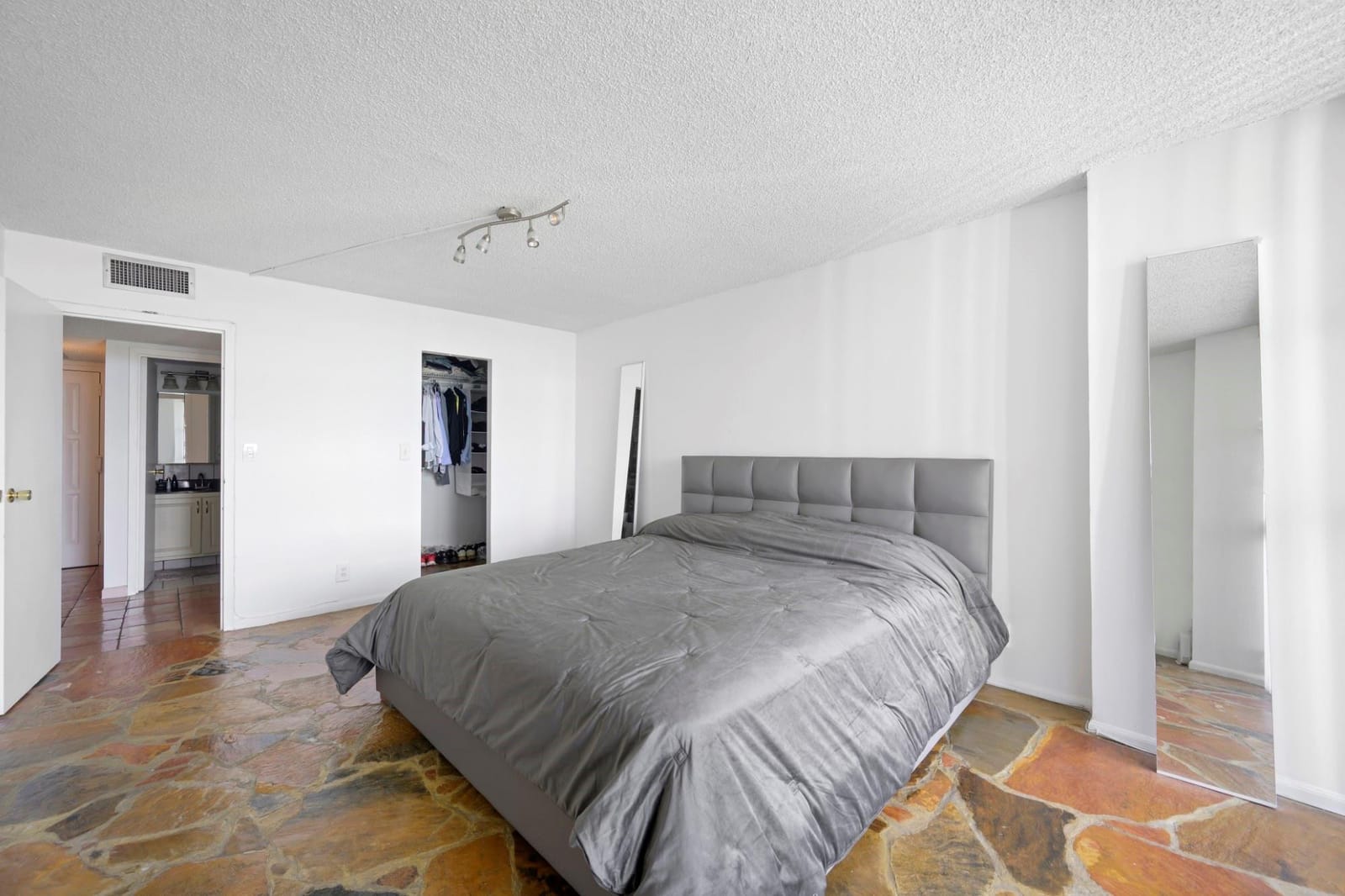 600 Parkview Drive 1111 (PH11), Hallandale Beach, FL 33009 photo 15