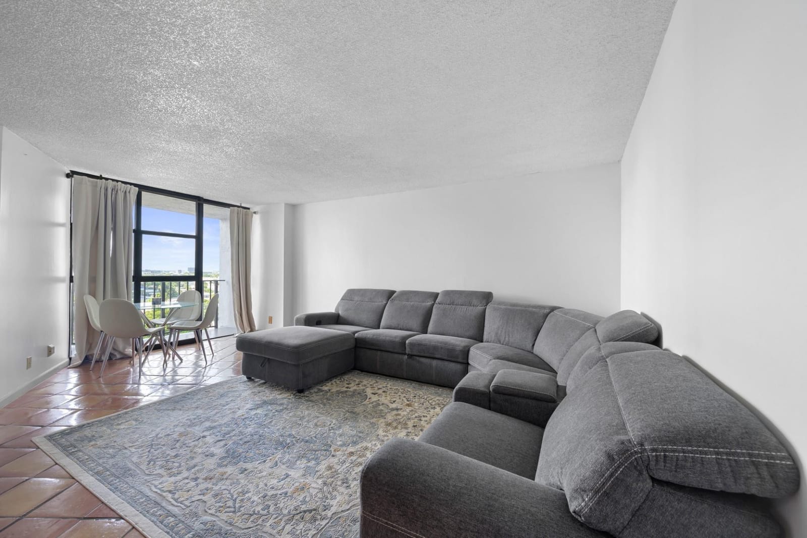 600 Parkview Drive 1111 (PH11) — photo 6