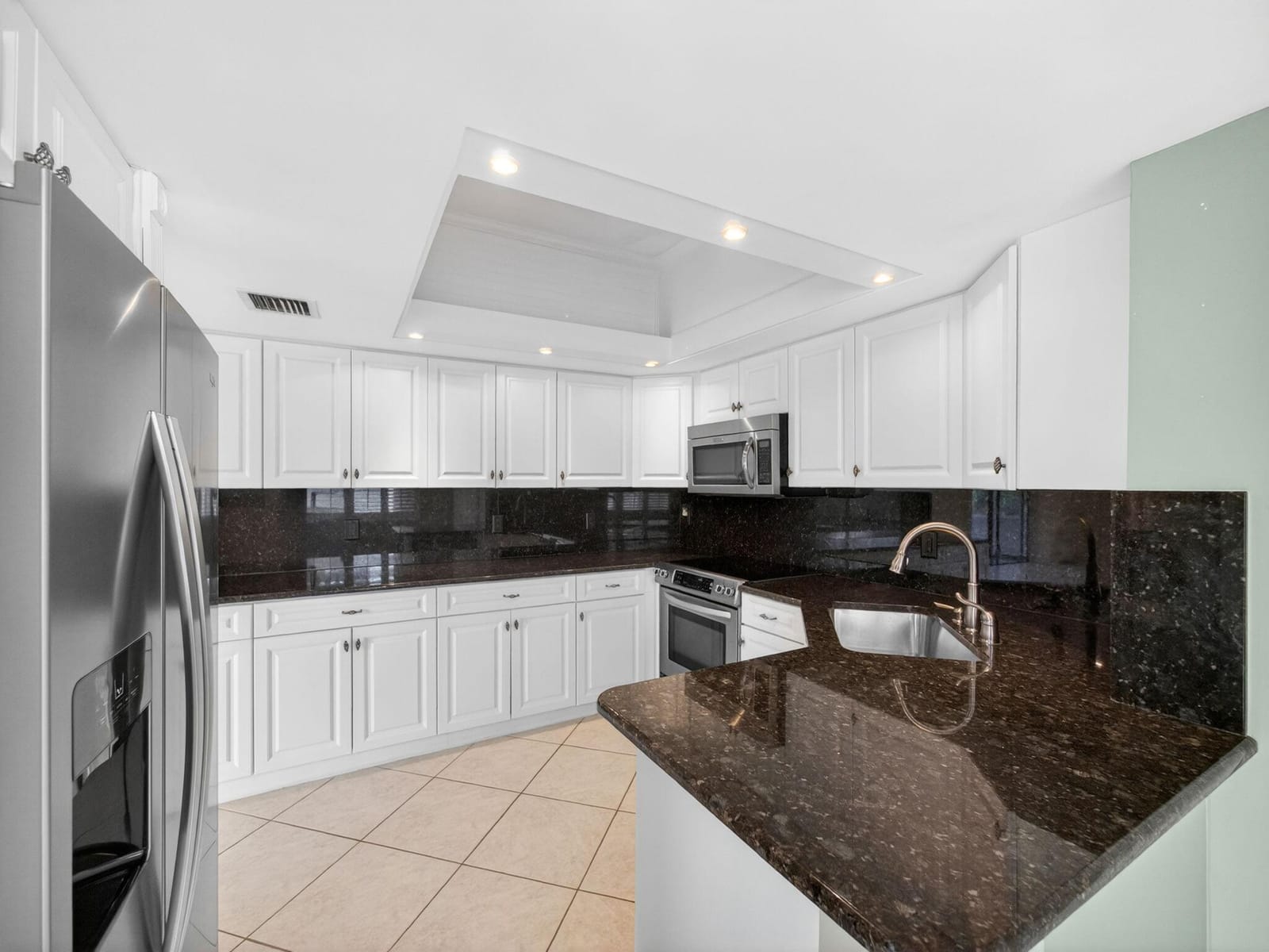 1660 Twelve Oaks Way 303 — photo 12
