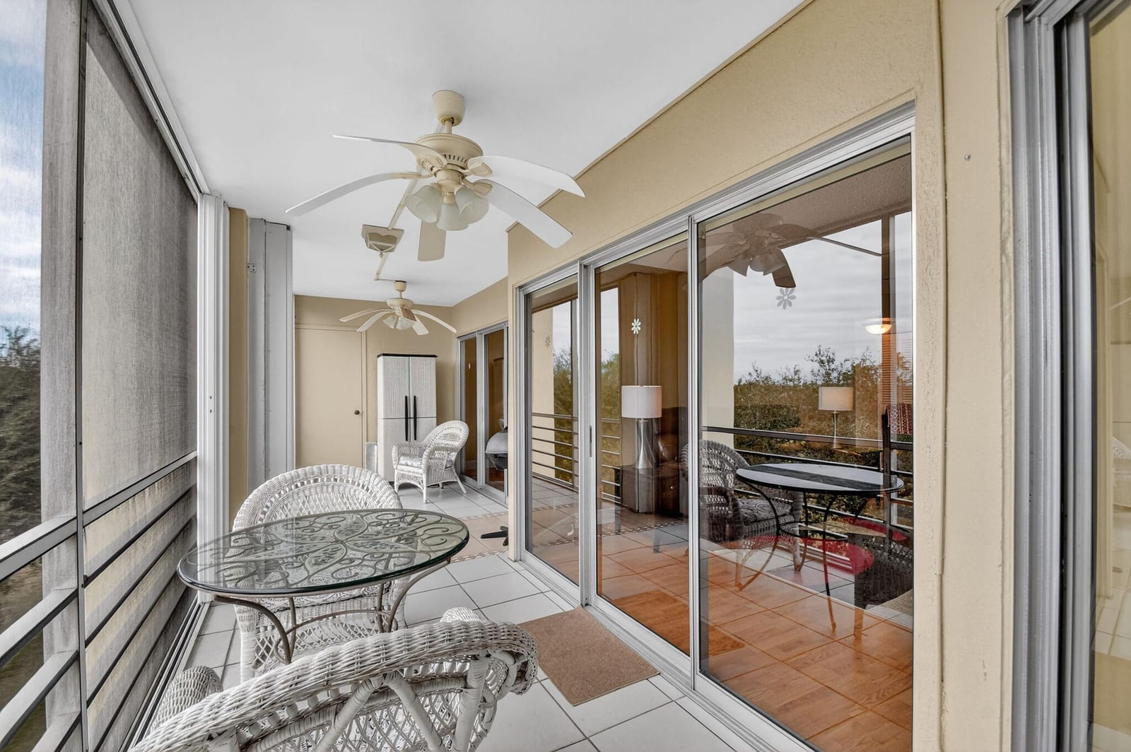 3871 Via Poinciana 404, Lake Worth, FL 33467 photo 4