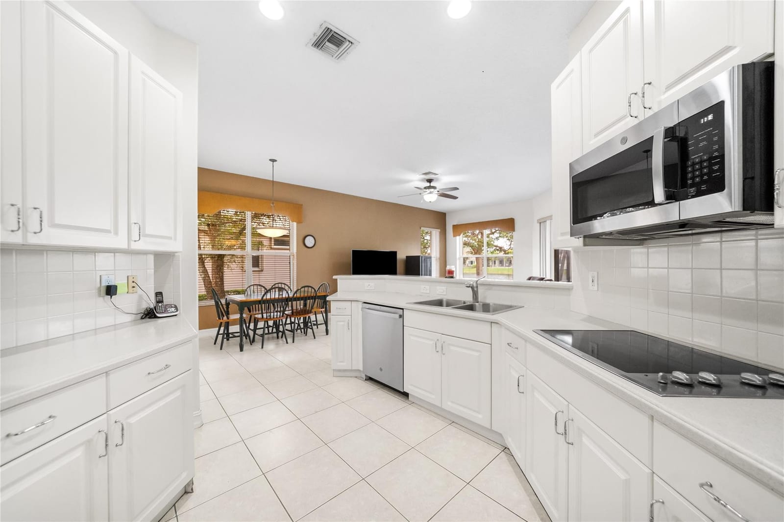11183 NW 69th Place, Parkland, FL 33076 photo 3