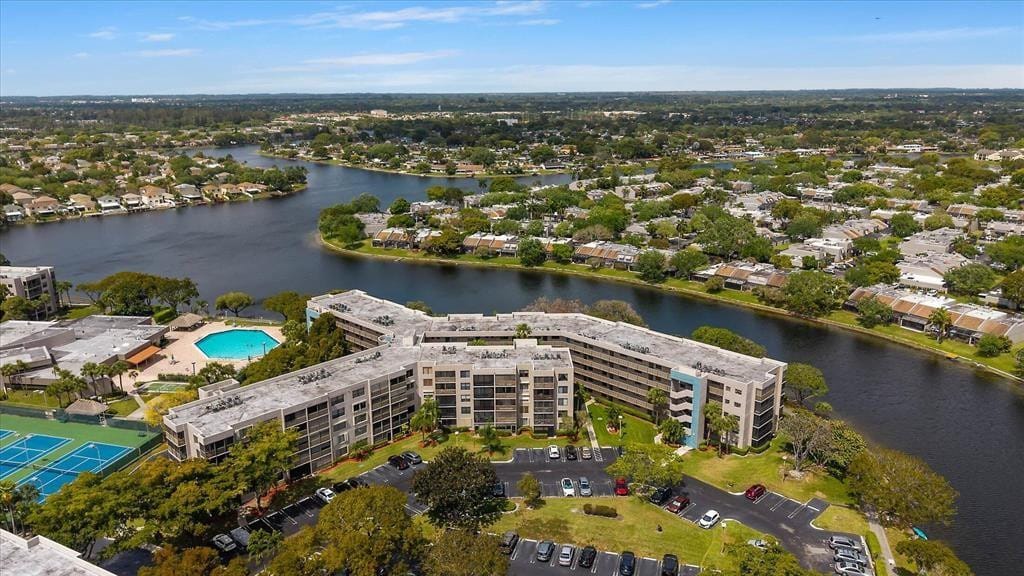 1001 Colony Point Circle 405, Pembroke Pines, FL 33026 photo 26