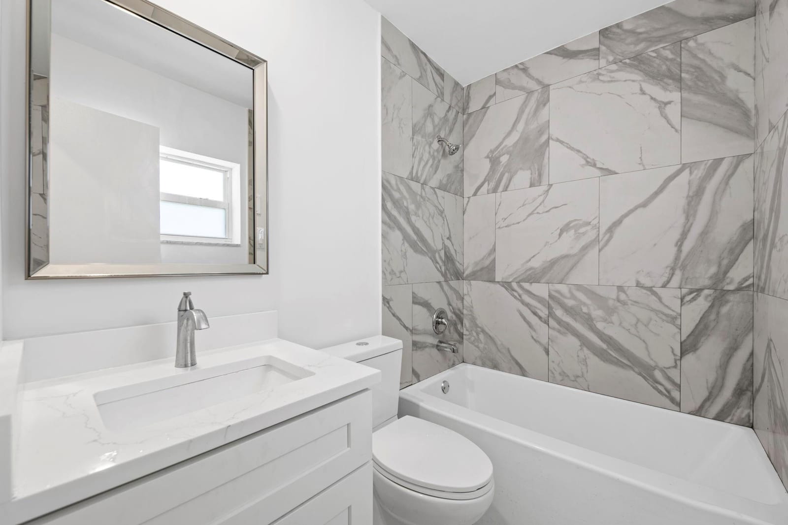 9203 NW 71st Street — photo 3