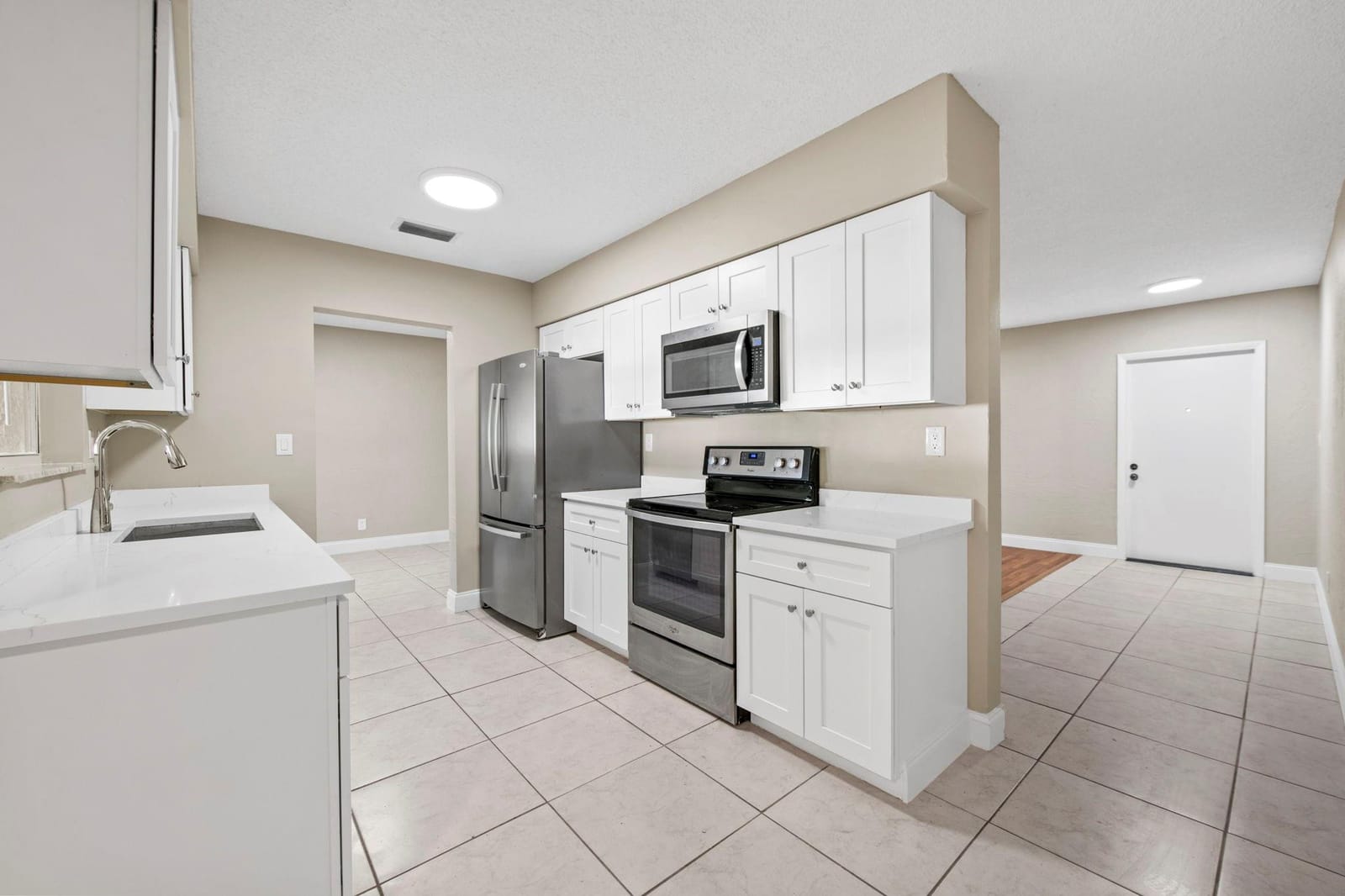 9203 NW 71st Street — photo 7
