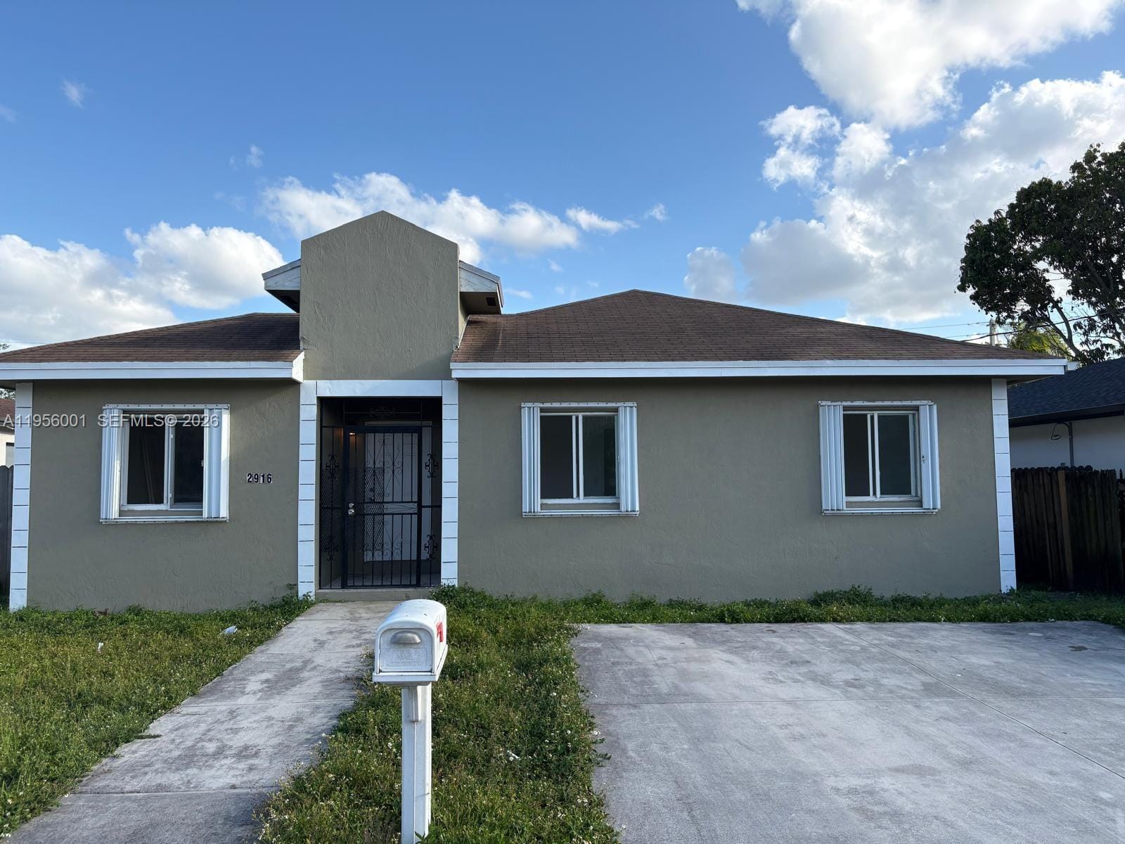 2916 NW 51st Street — photo 1