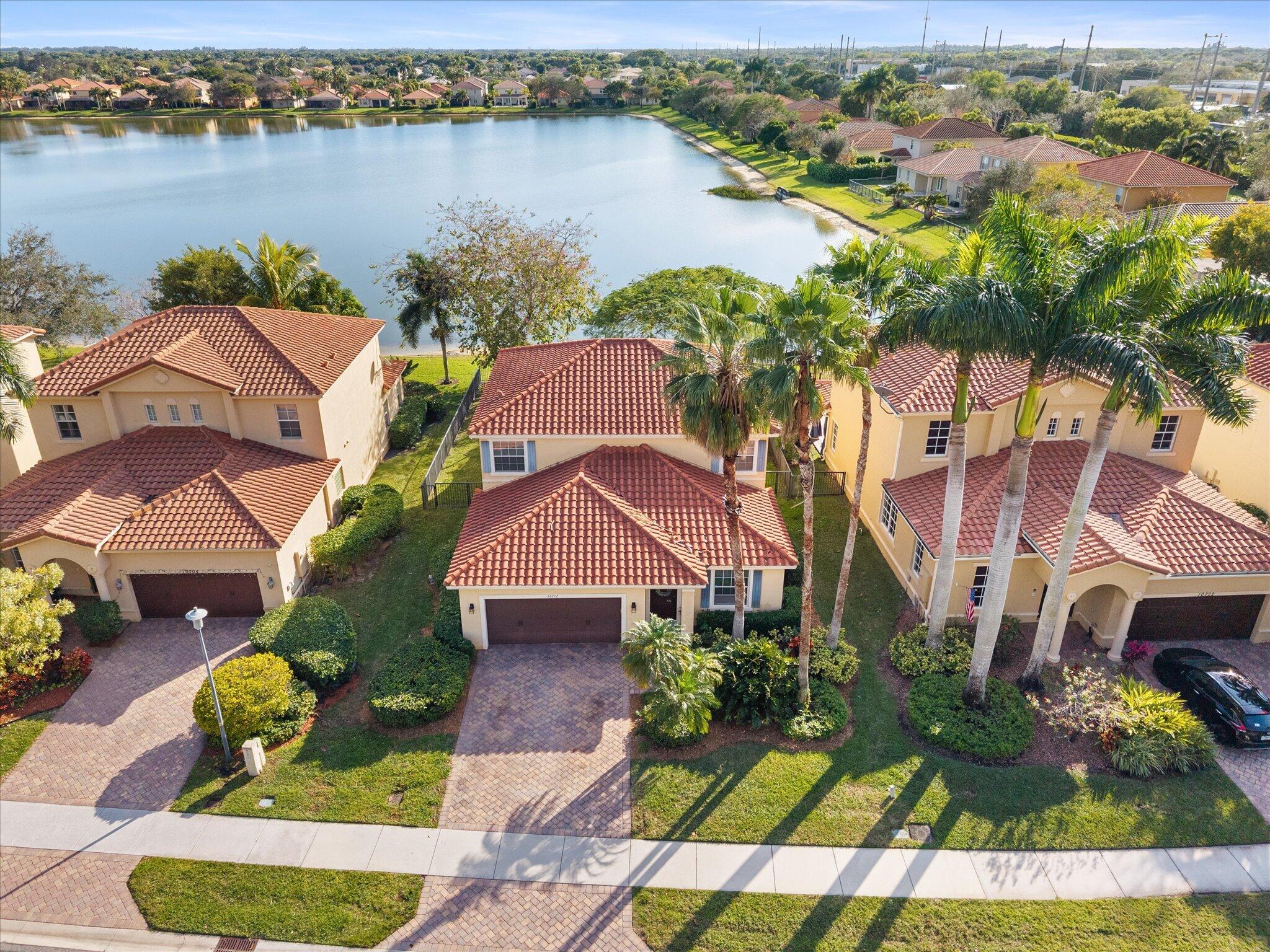 10712 Willow Oak Court, Wellington, FL 33414, Wellington