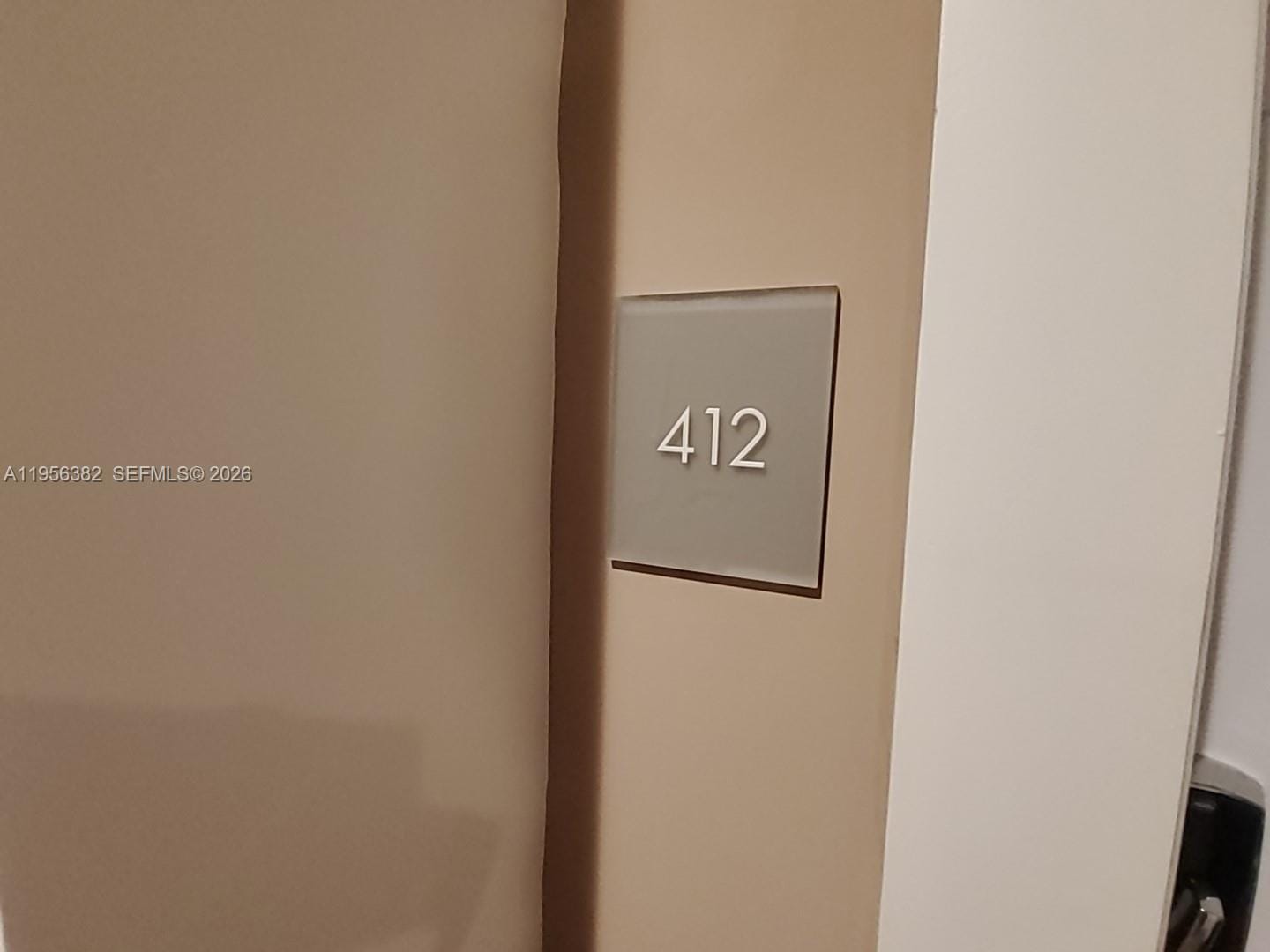 2000 Metropica Way 412 — photo 2