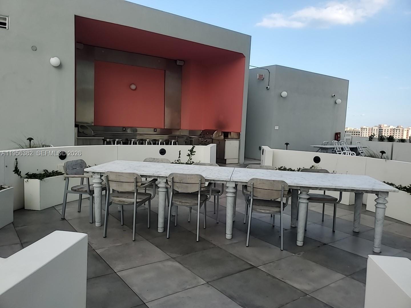 2000 Metropica Way 412 — photo 11
