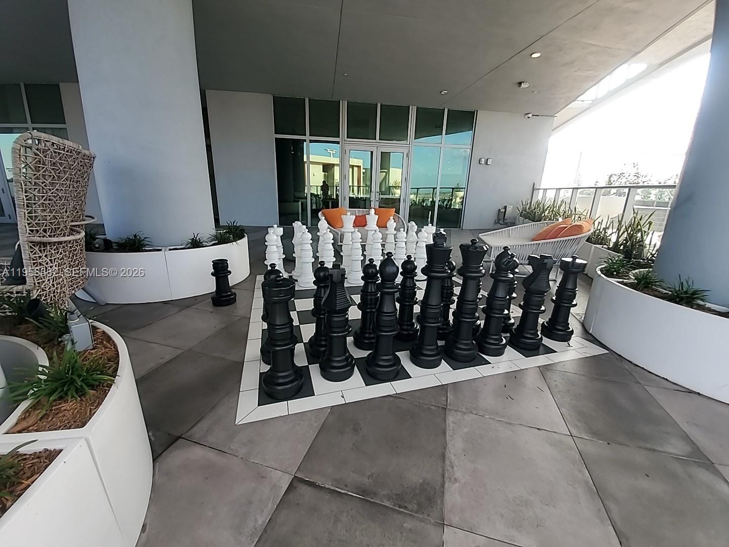 2000 Metropica Way 412 — photo 12