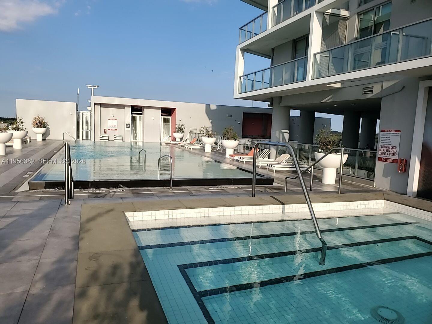 2000 Metropica Way 412 — photo 10