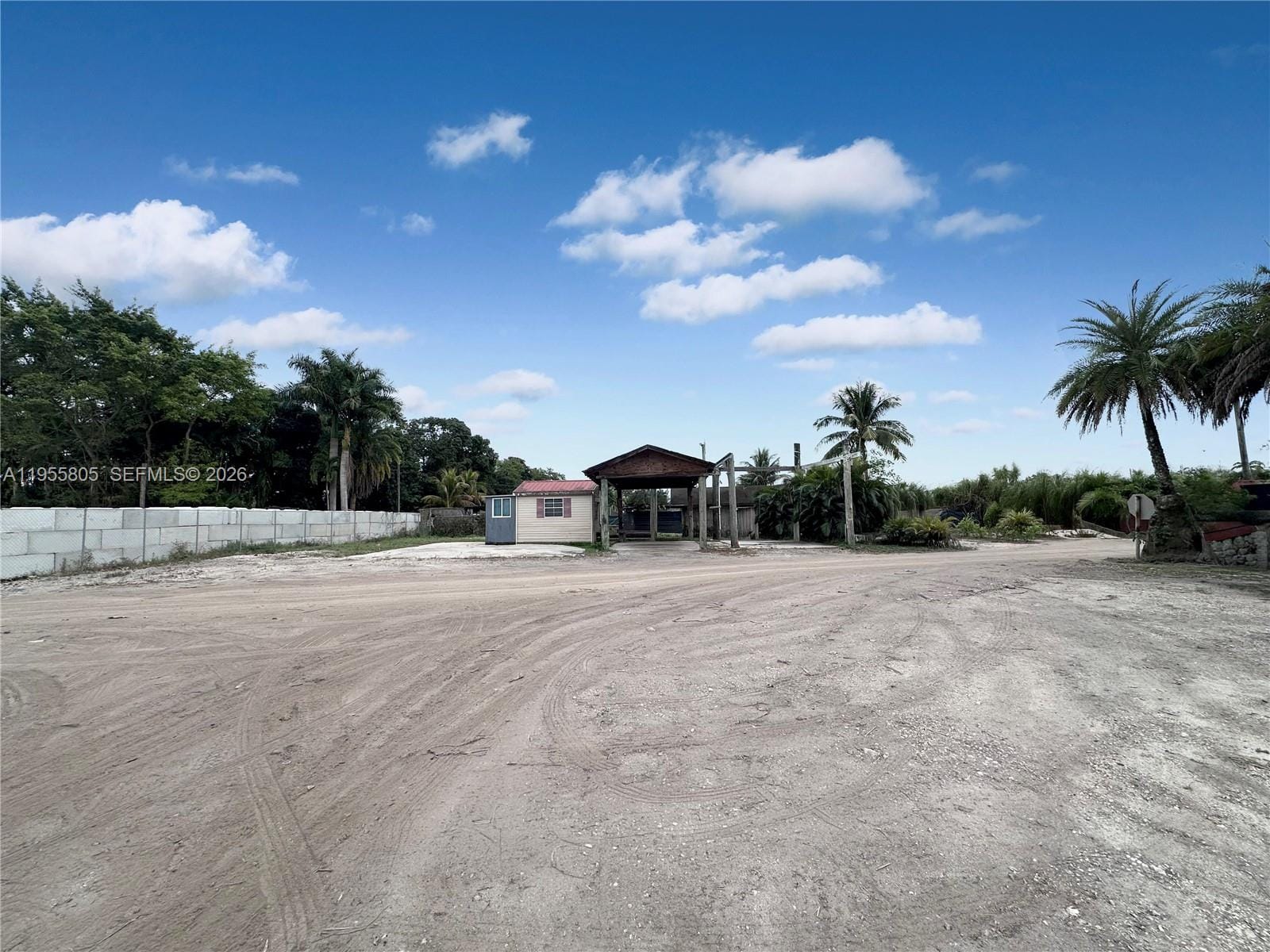 18701 Sheridan Street — photo 3