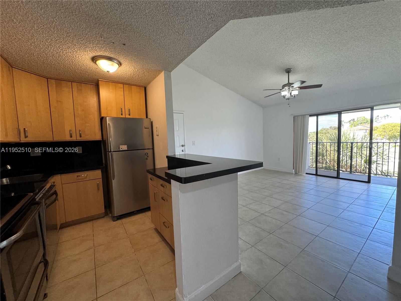 7235 NW 179th Street 311, Hialeah, FL 33015, Hialeah
