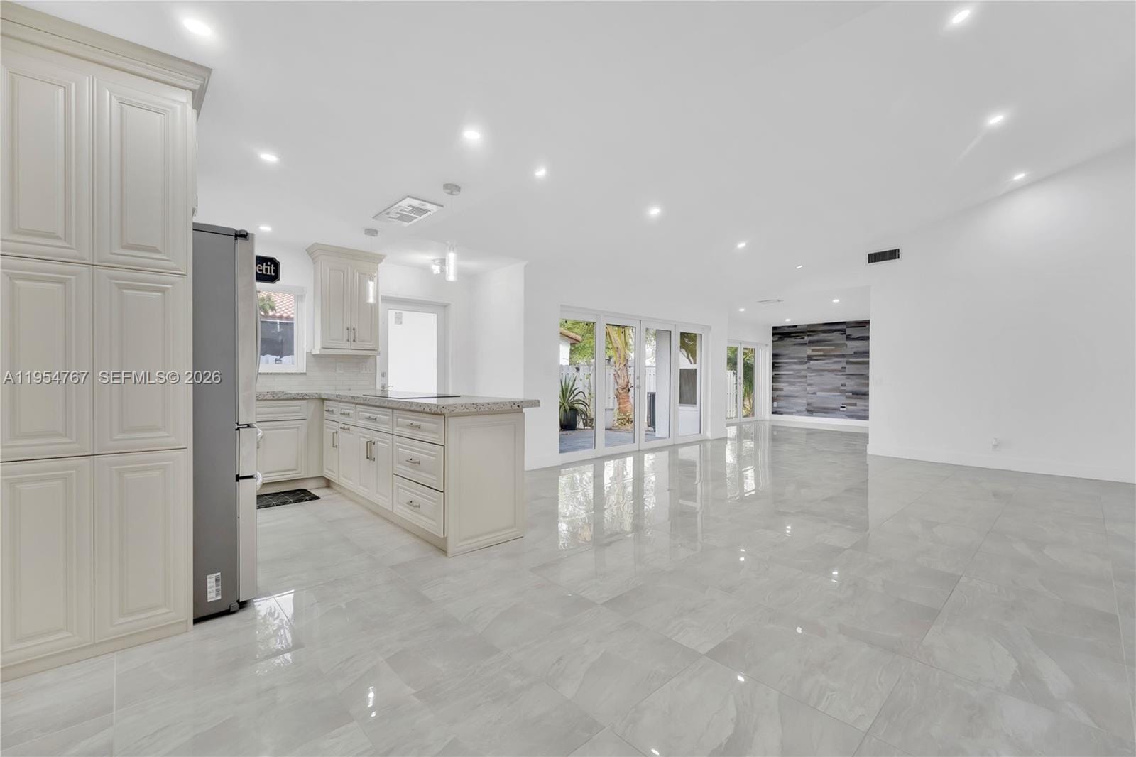 3605 NW 83rd Avenue, Sunrise, FL 33351 photo 12