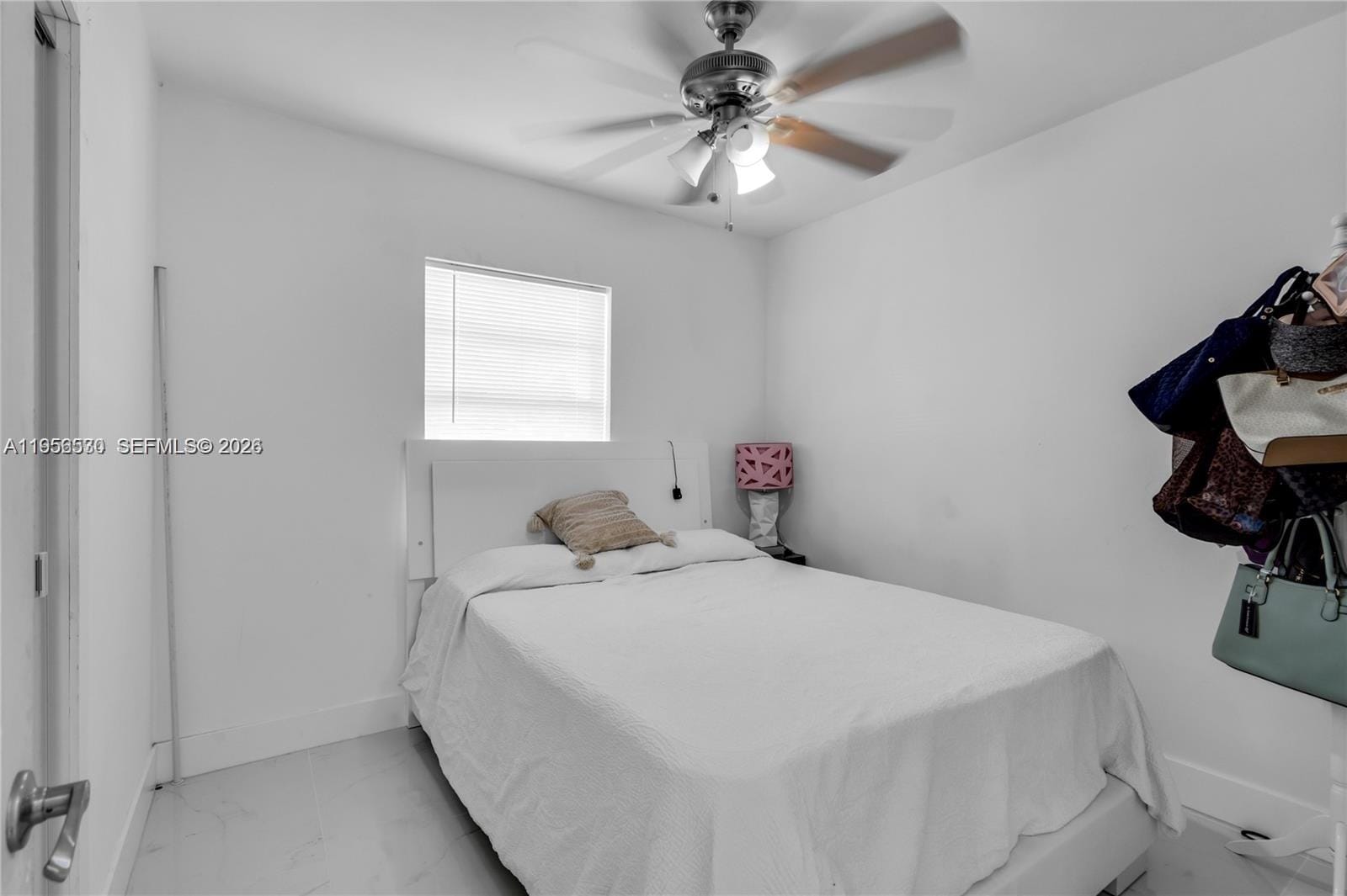 174 E 40th Street — photo 2