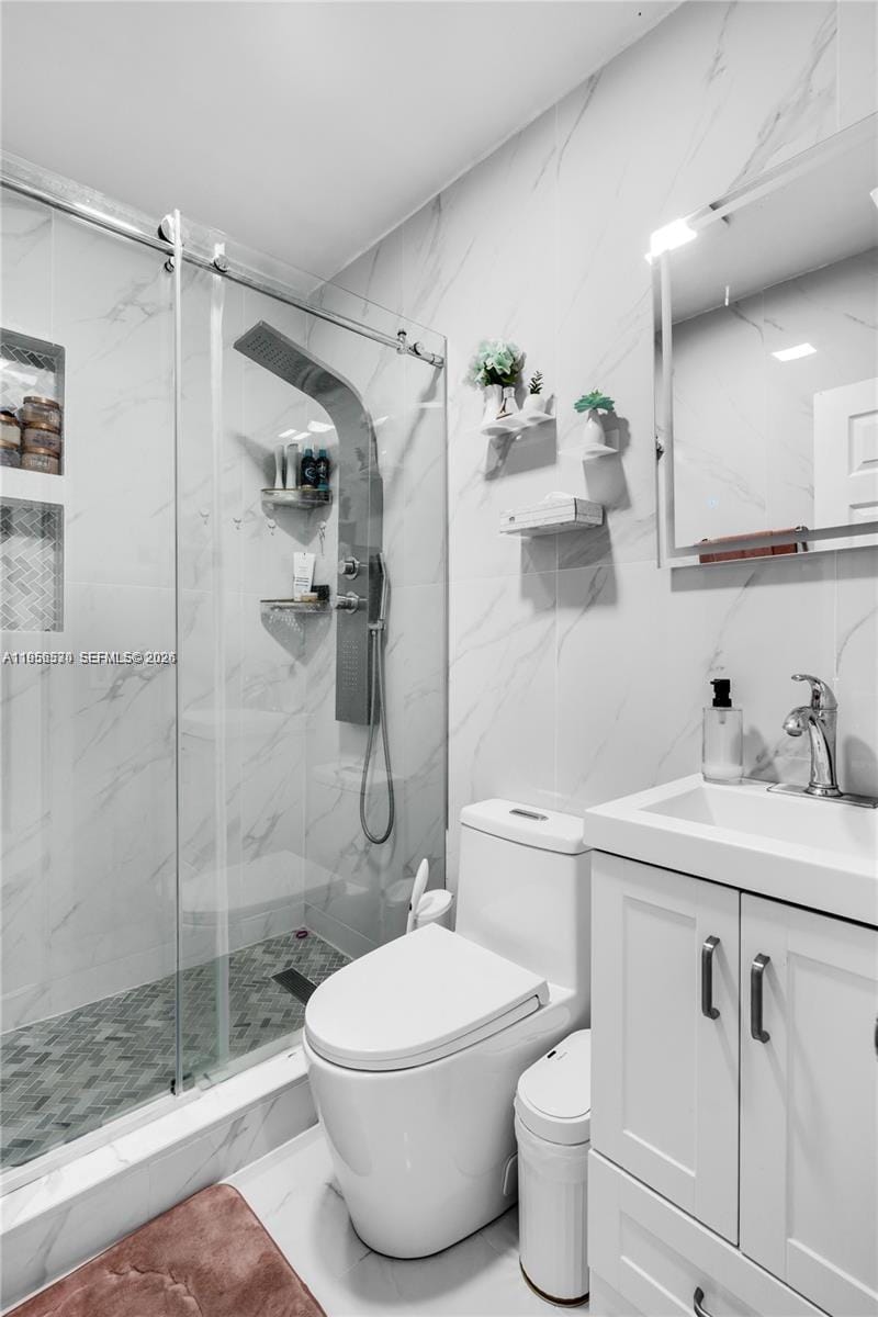 174 E 40th Street — photo 3