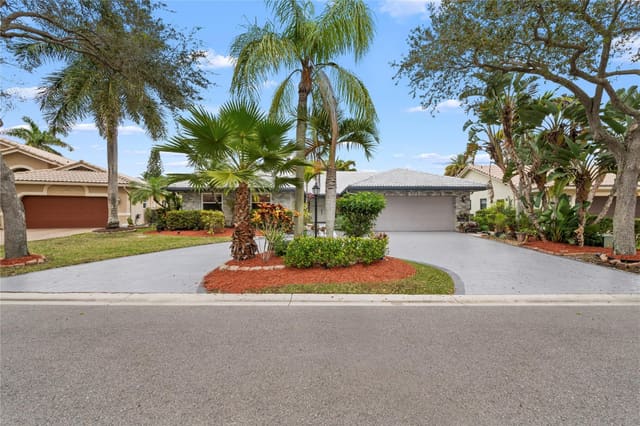 5321 NW 89th Drive, sold in Ridgeview, Coral Springs, FL