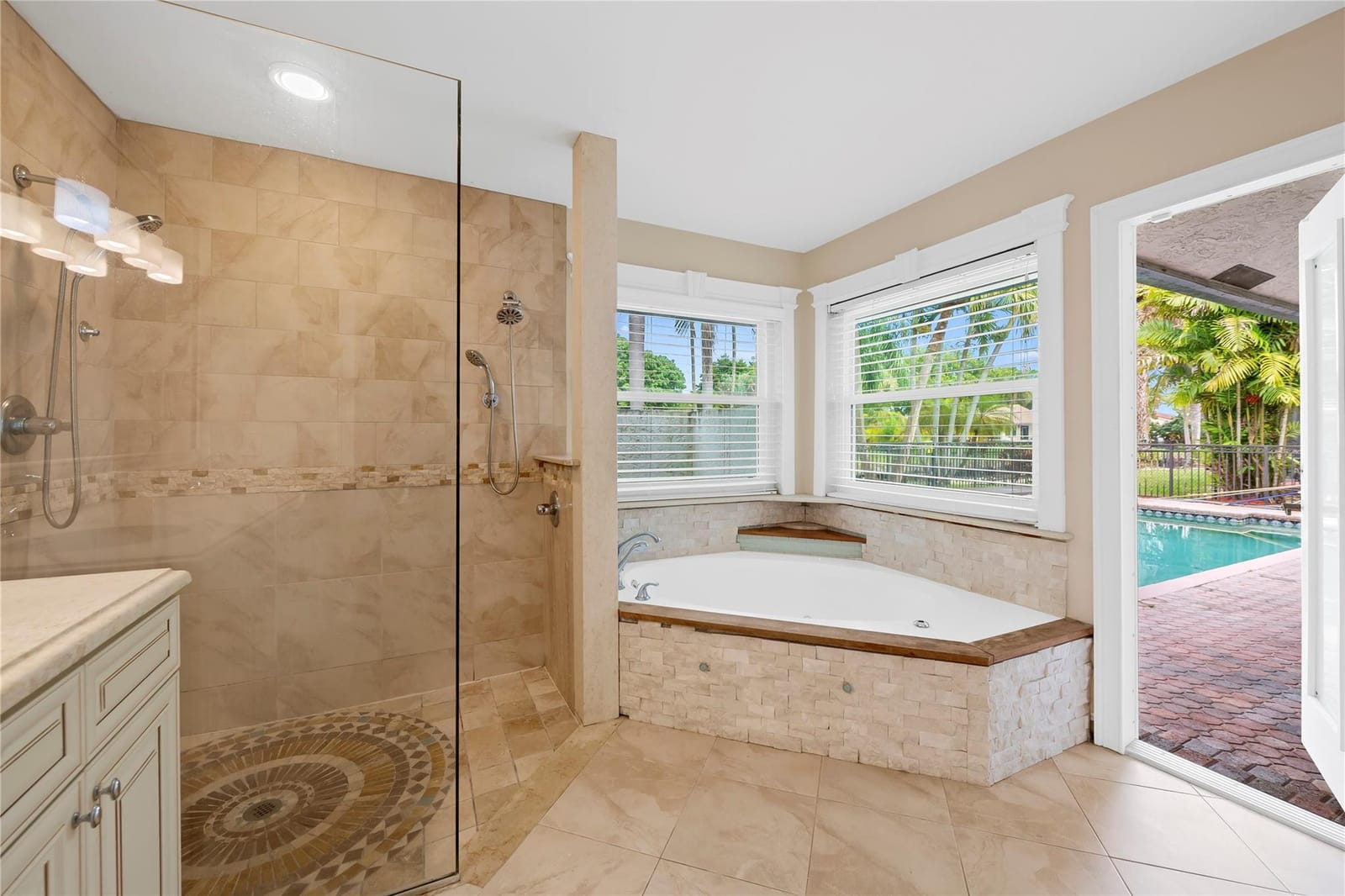 5321 NW 89th Drive — photo 12
